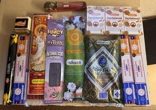 Räucherstäbchen/ kegel etc.
