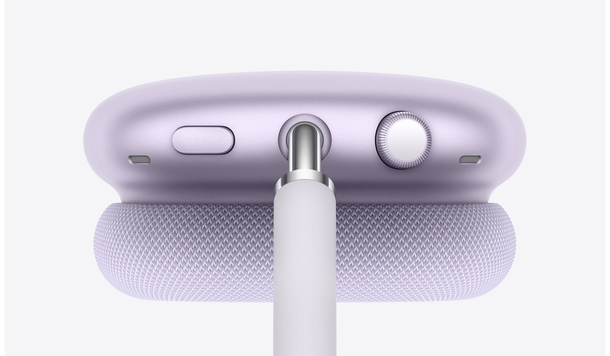 Apple AirPods Max Starlight Wireless Bluetooth Over-Ear Headphones