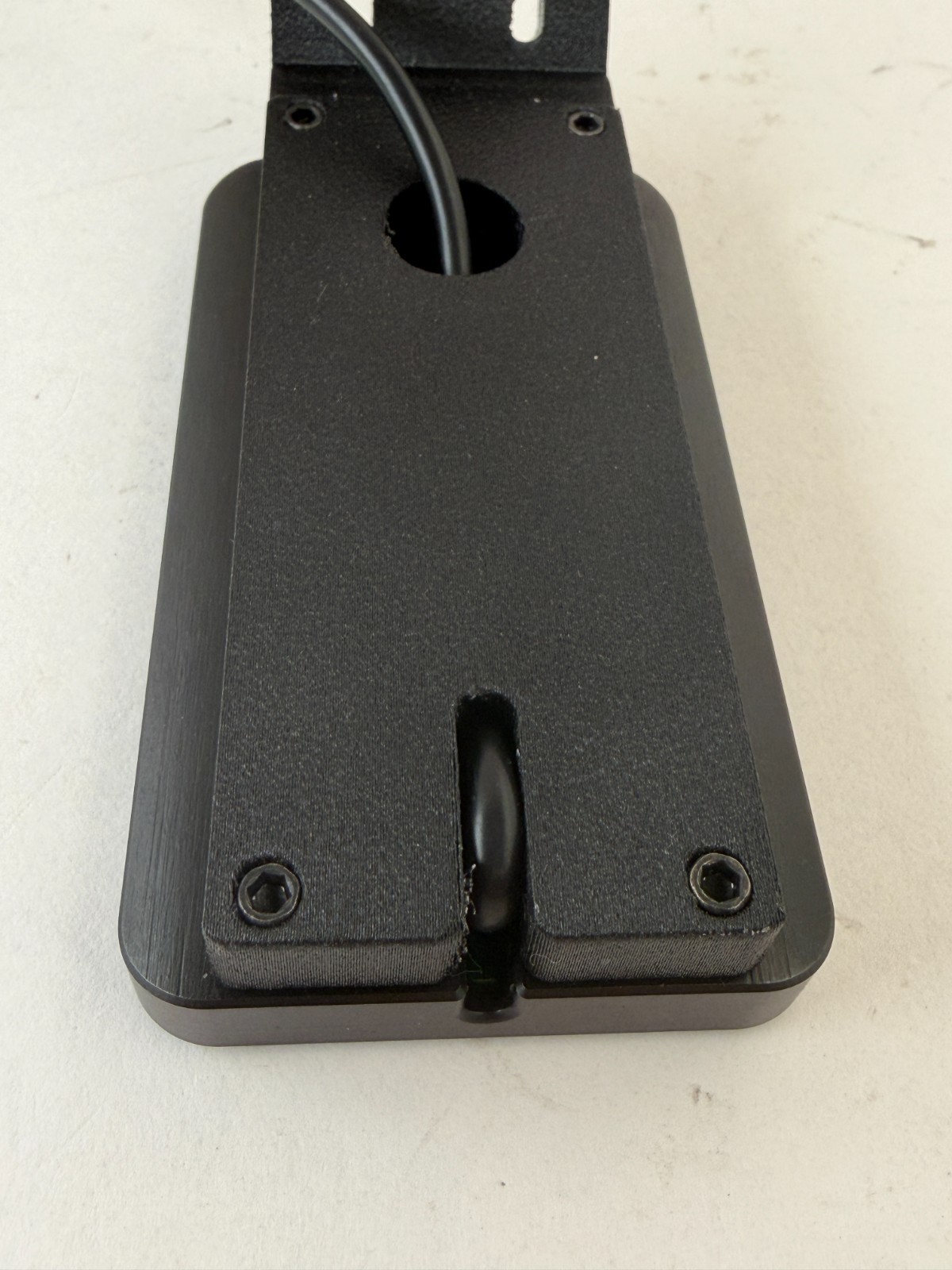 AcuuAir E-Level Air Ride Controller Under Dash Mount Bracket Touchpad+