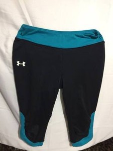 Girls YXL Fitted Under Armour Work Out Capri Pants