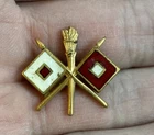 WWII WW2 Era - US Army Signal Corps Military Insignia Pin