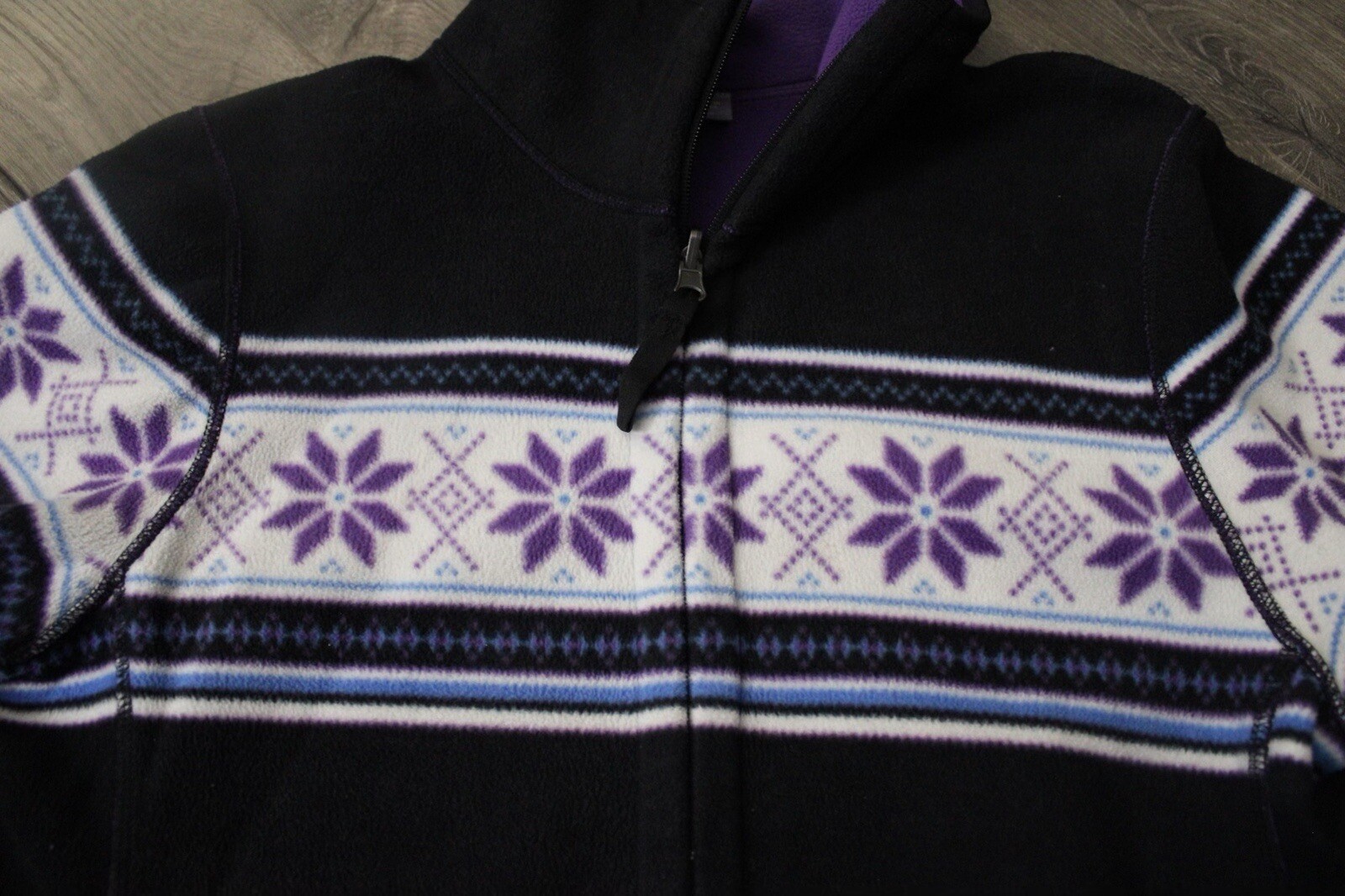 SNOWFLAKE PATTERN Zip Up Jacket - LARGE - image 3