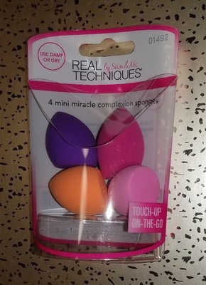 Real Techniques MINI MIRACLE COMPLEXION SPONGES Makeup Blender Egg 4 pc Set -NIP