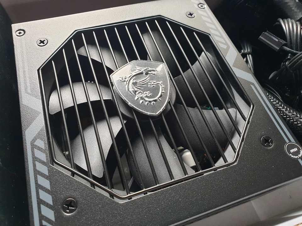 MSI MAG A650BN Netzteil, 650W, 80 Plus Bronze zertifiziert, ATX-Netzteil - Bild 2 von 4