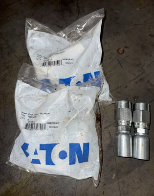 Eaton 08U-258 Straight Crimp-to-Female NPT Male-to-Female 1/2 x 1/2