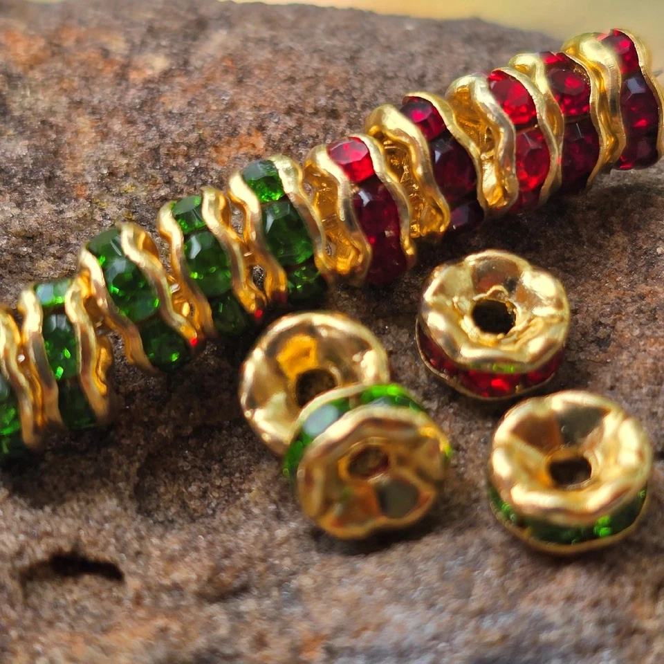 14 espaciadores de cuentas rondelle de metal dorado con estrás verde y rojo Swarovski vintage Foto 4 de 4