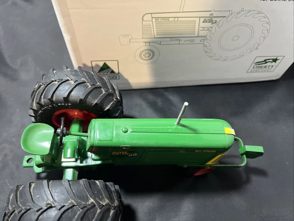Oliver 88 Pulling tractor Spec Cast 1/16 - Franklin, IN 1996 Toy Show with box - Image 4 of 4