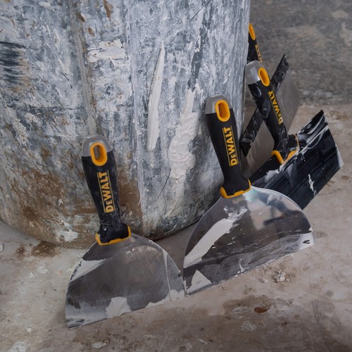 Cuchillo para juntas de acero inoxidable DEWALT 4" con mango de agarre suave | DXTT-2-140 - Imagen 4 de 8