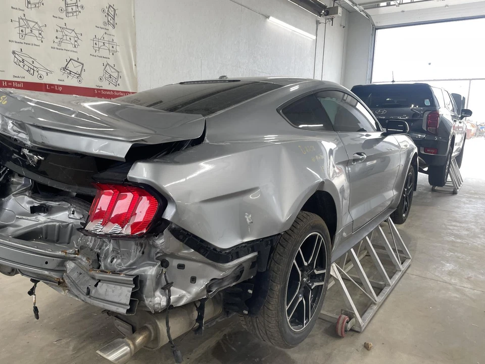 Used Front Right Seat Belt Front fits: 2020 Ford Mustang bucket passenger retrac Foto 3 de 4