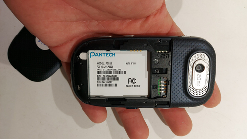 862.Pantech P2020 - Very Rare - For Collectors - Unlocked - Picture 9 of 9