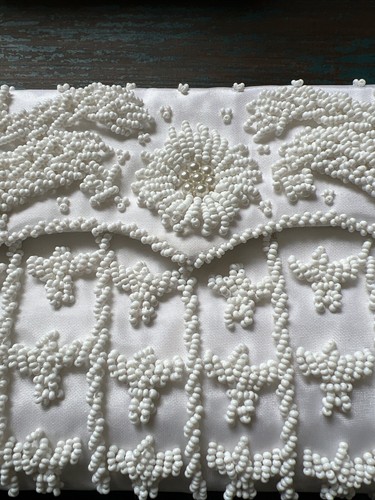 White Beaded Clutch Purse Snap Closure Evening Bag Bridal Handmade Bag Vintage - Picture 2 of 11