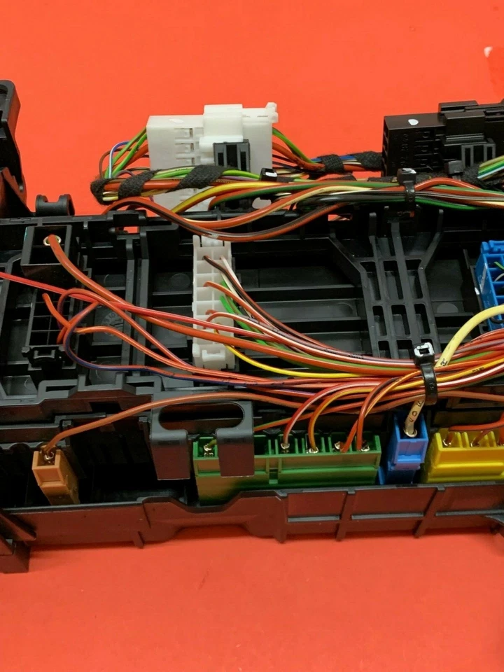 MERCEDES BENZ X156 GLA250 2014-2017 PASAJERO DERECHO CAJA DE RELÉ DE FUSIBLES SAM  Foto 3 de 4