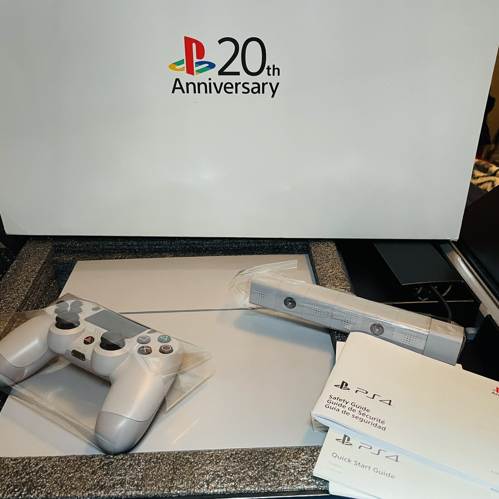 New Sony 4 20th Edition Gray Console 4948872413961 |