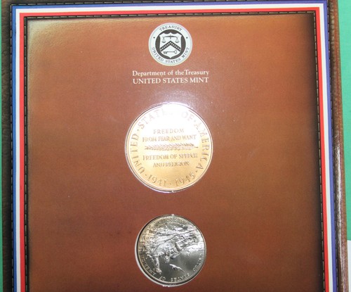 1993 World War II Commemorative Coin and Victory Medal Set Original Package 50c - Picture 9 of 9
