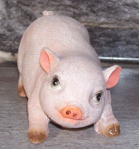 Very Cute Resin 5 in. Long Pig Figurine