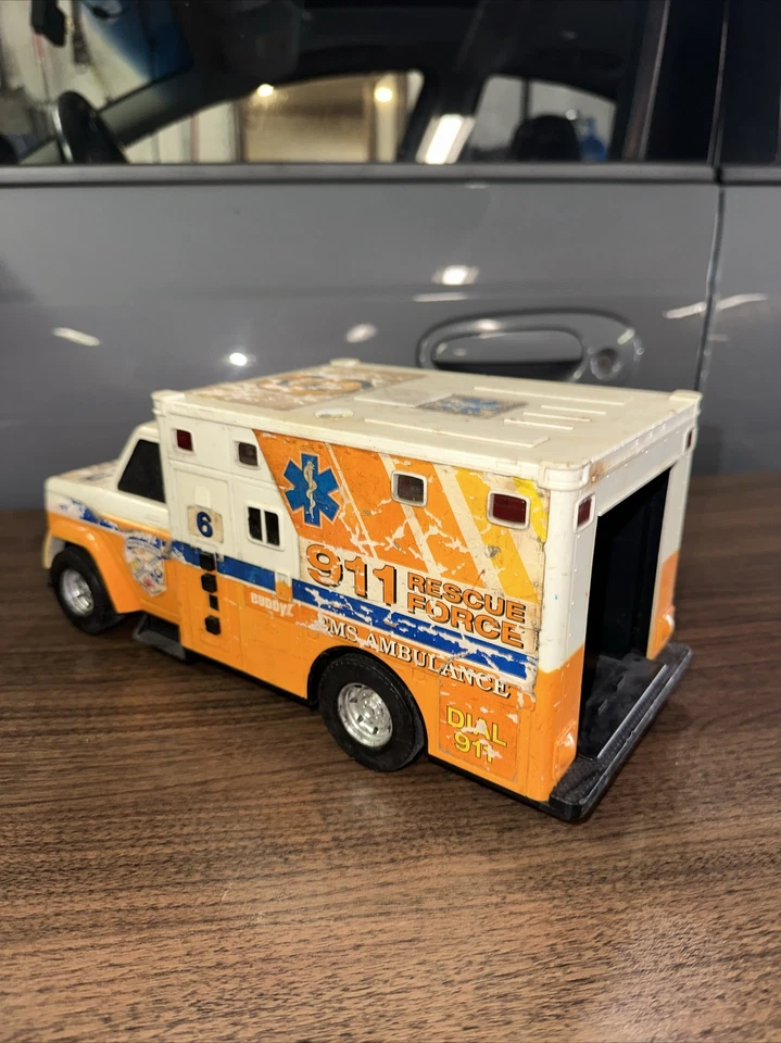 Ambulancia de colección 1993 a batería Toy Buddy L Rescue Force sin probar Foto 2 de 4