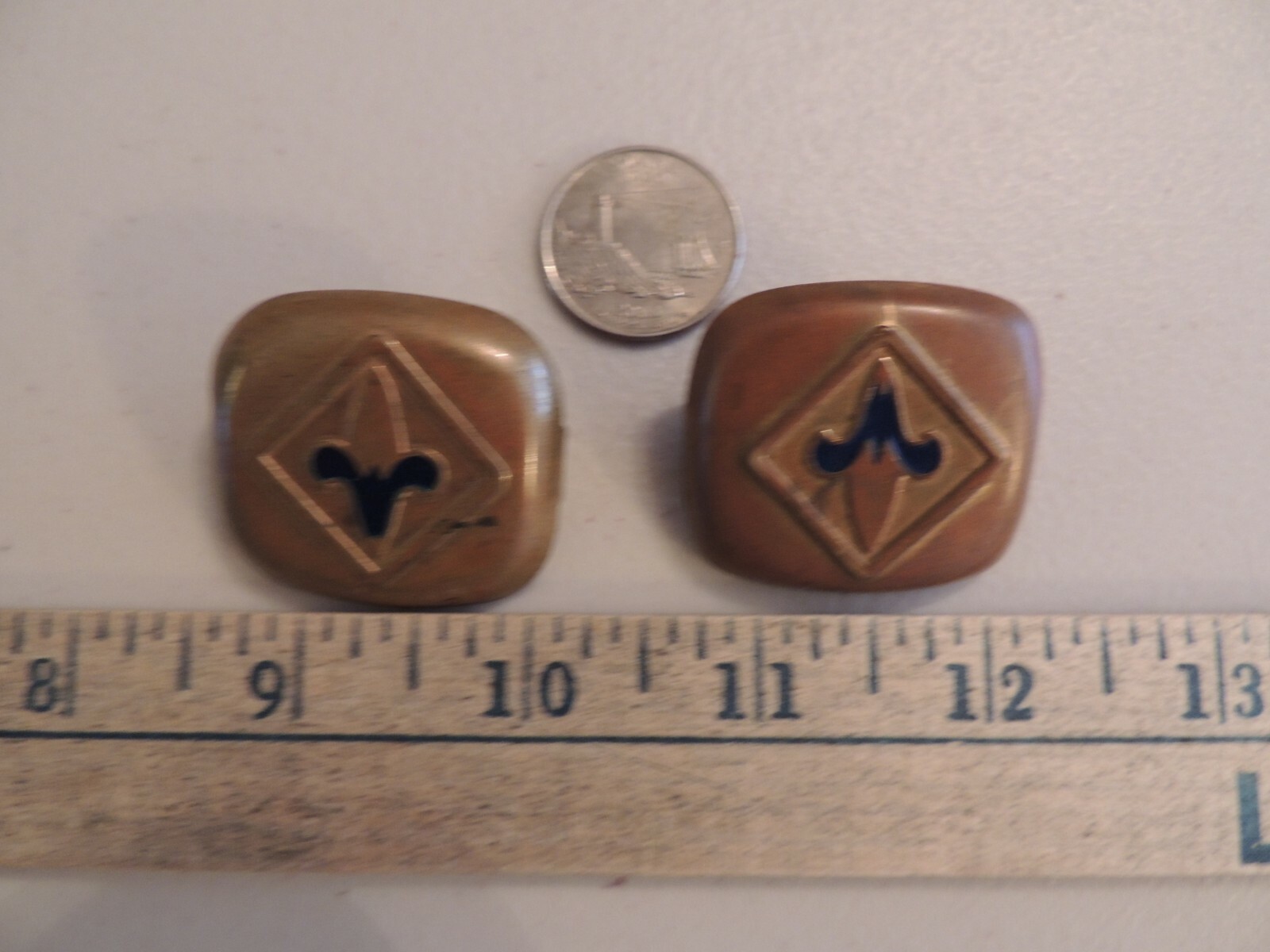 Picture 1 of 4