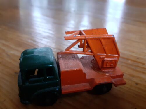 1964 vintage Matchbox No 25 BP Petrol Tanker With Tilt Cab &BugiBedford TK crain - Picture 7 of 12