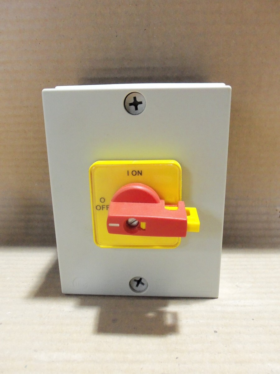 NEW C3CONTROLS EDS2-316-ABS-LRY ENCLOSURE SWITCH 16A 3 POLES | eBay