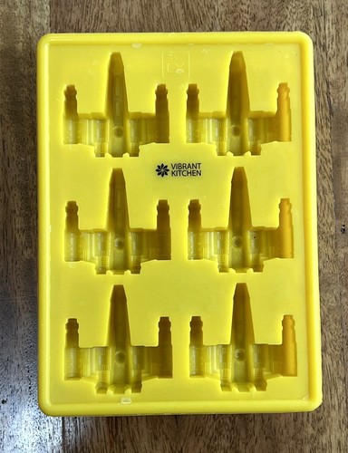 Lot Of 7 STAR WARS Silicone Ice Trays Baking Molds Chocolate Jello Candy Mold - Picture 16 of 17