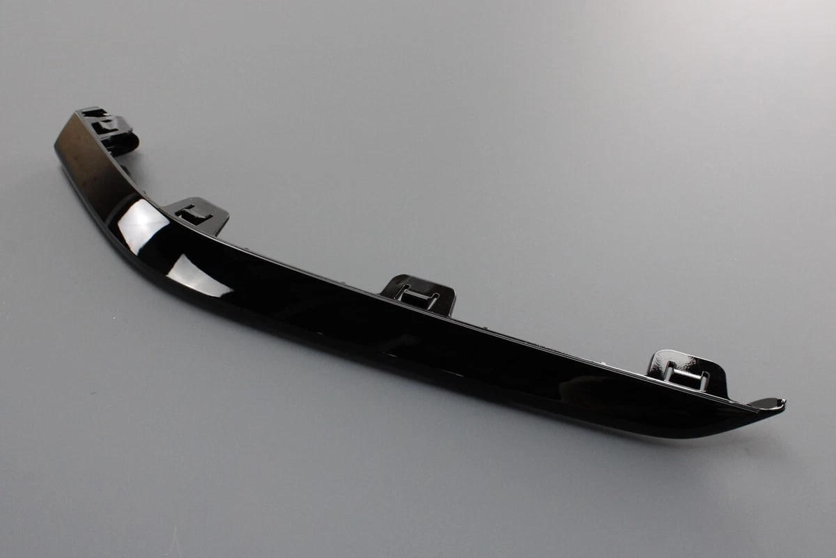 Genuine VW Golf R MK7.5 17-20 front bumper spoiler trim (right 