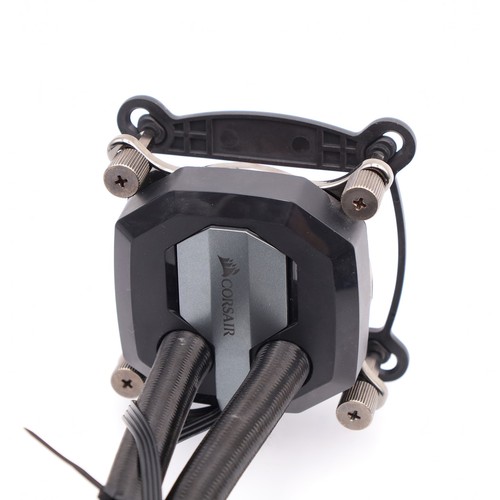Corsair Hydro Series H100i v2 raffreddamento ad acqua - accessori incompleti - Foto 5 di 7