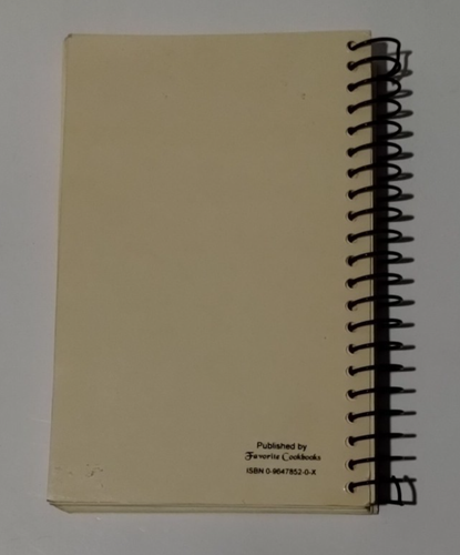 Old Fashioned Amish Mennonite Cookin' Cookbook Sugarless Favorite Recipes 1995 - Picture 2 of 8