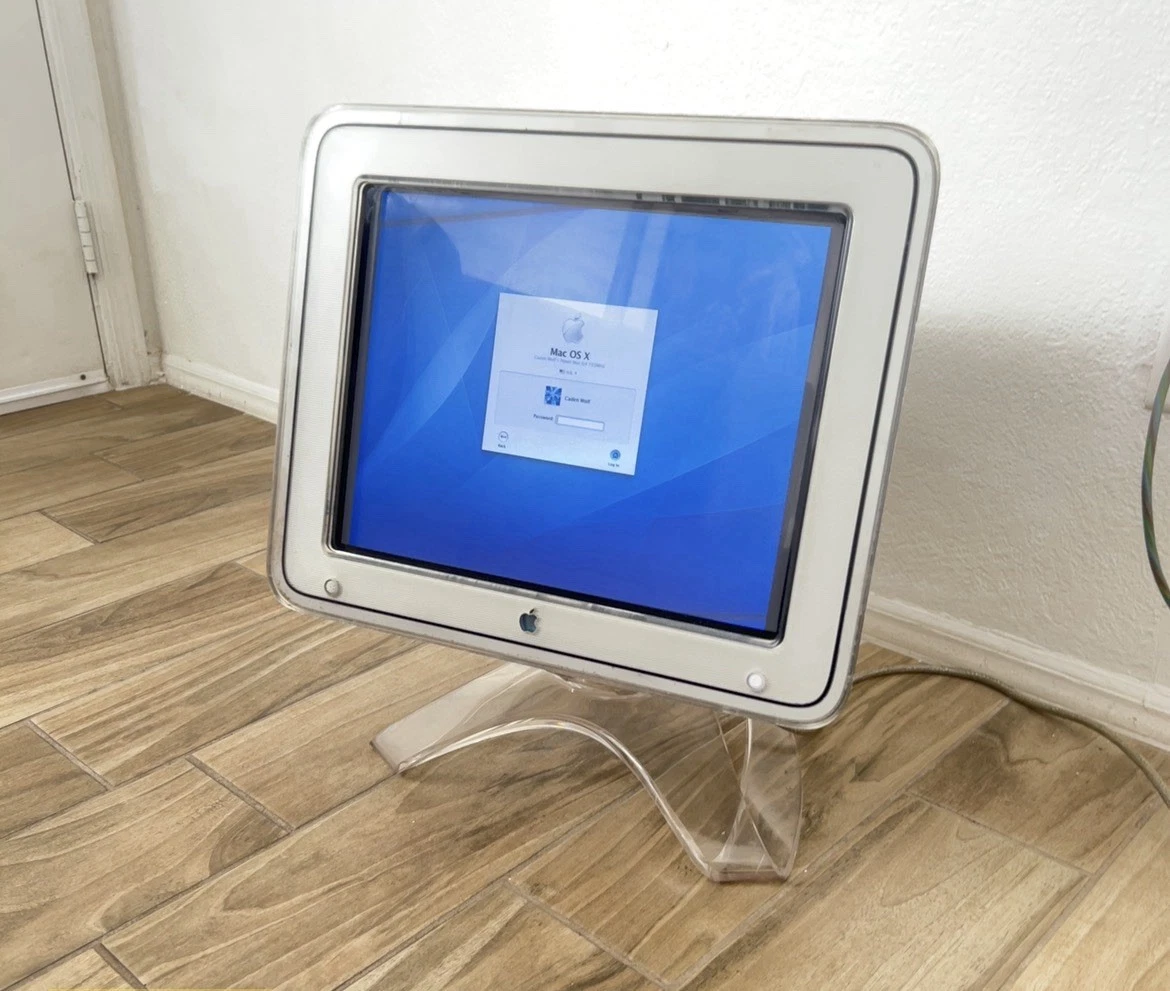 w*b様 Apple Studio Display 17inch M7770J/ A LOOK AT A 17 inch Apple Studio Display - Vintage Masterpiece