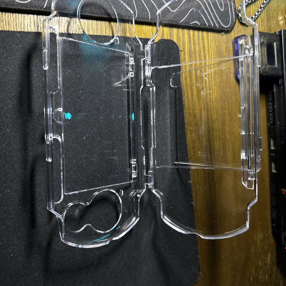 PSP 2000 Clear Shell  - Image 2 of 2