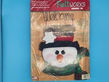 Dimensions Feltworks complee kit "Snow Buddy" welcome 3D sign Lot CS8F