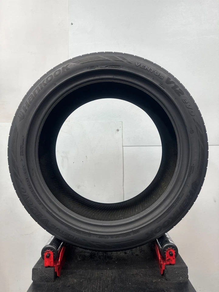 1 Hankook Ventus V12 EVO Used Tire P255/40R17 2554017 255/40/17 5/32 Foto 4 de 4