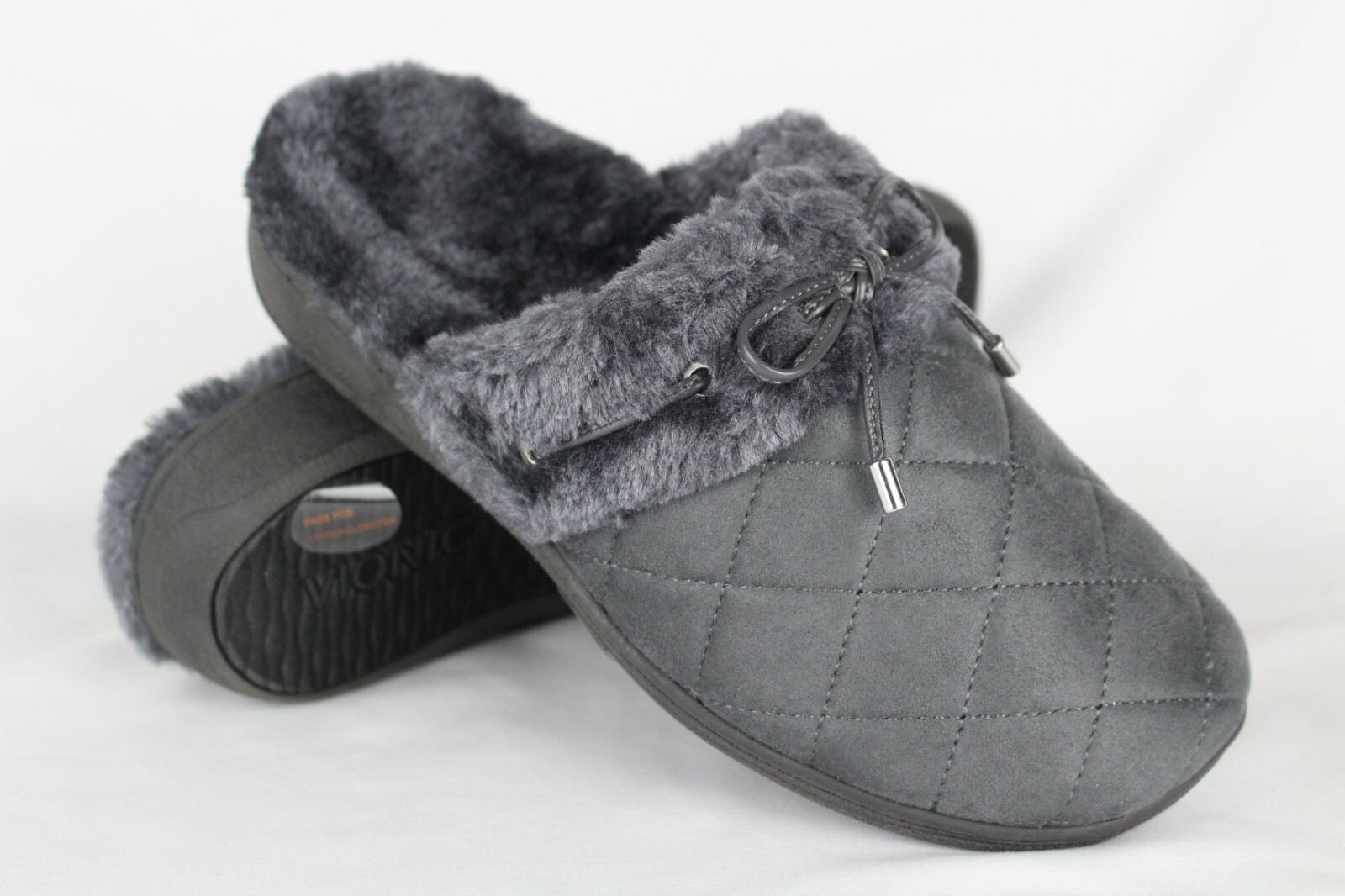 vionic plaid slippers