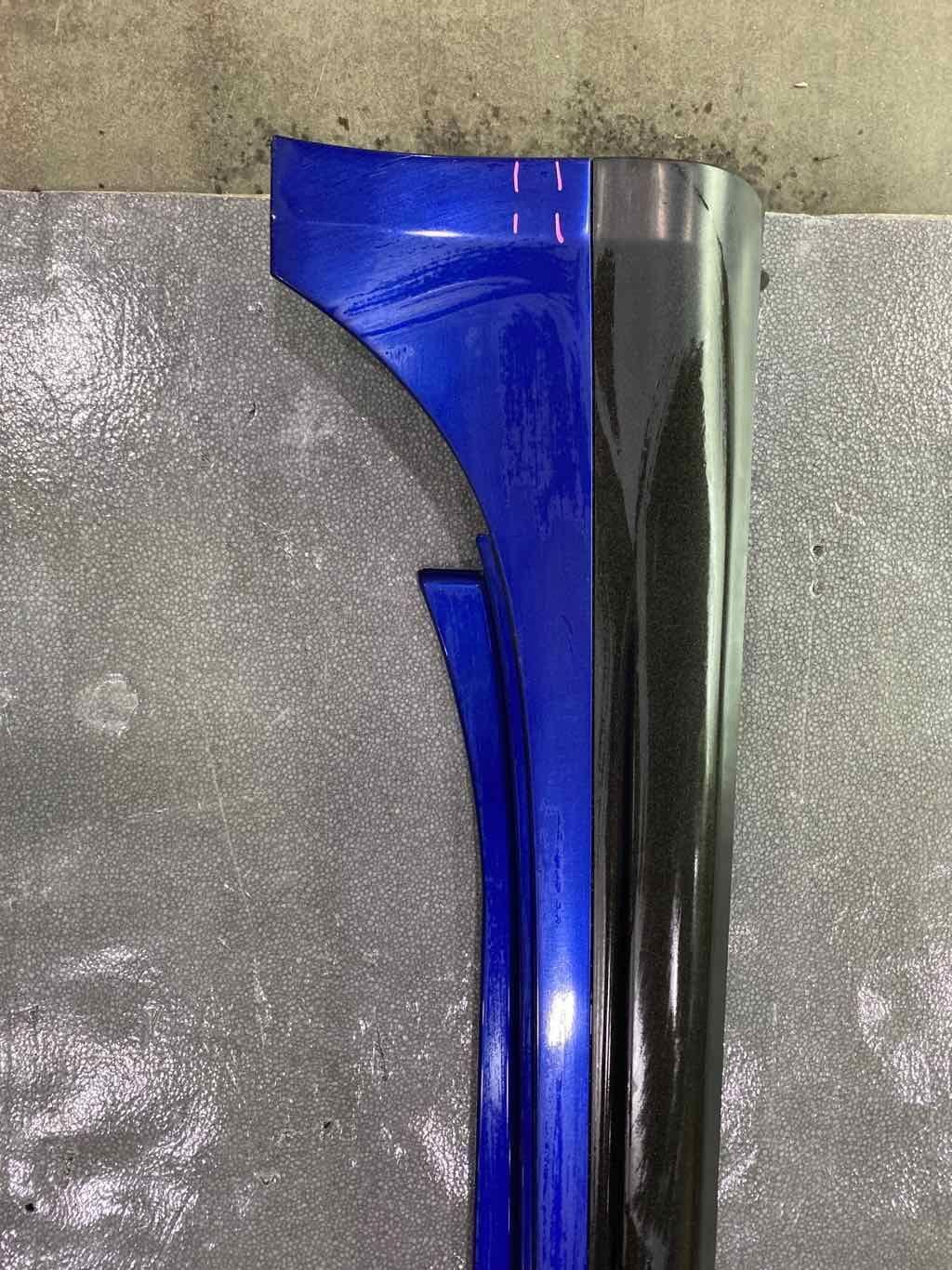 2014 - 2016 MASERATI GHIBLI OEM LEFT ROCKER MOLDING SIDE SKIRT | BLU EMOZIONE