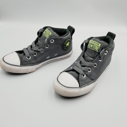 Converse Junior Kids Boys Chuck Taylor Sneakers Shoes Size US 13 or EUR 31 - Picture 5 of 23