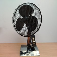 Pifco PE069 12 Inch Oscillating Chrome Desk Fan