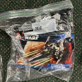 LEGO Star Wars: Imperial V-Wing Starfighter (7915)