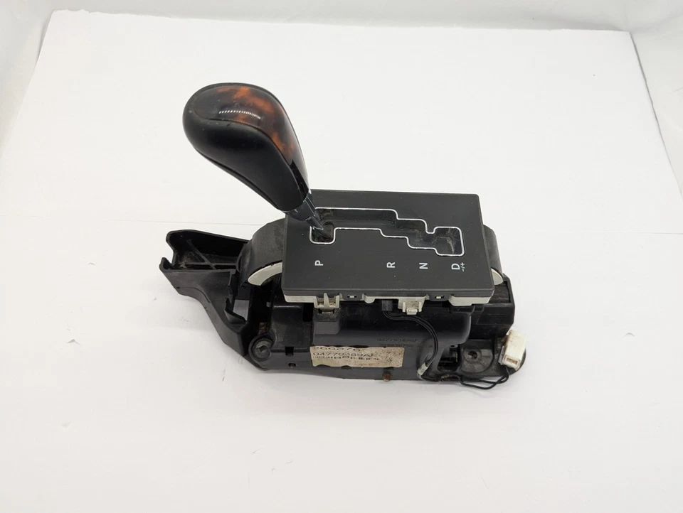 2005-2007 Chrysler 300 Dodge Magnum Automatic Trans Floor Gear Shifter Assembly - Image 2 of 4