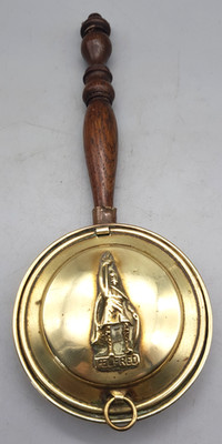 Vintage Aelfred Miniatur Messing Bettwärmer mit gedrechseltem Holzgriff. (B)