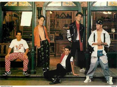 Carte Postale - Musique - New Kids on the Block - CPM - Voir Scans Recto-Verso - - Photo 1/2