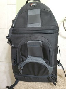 Lowepro SlingShot 200 AW Resistente al Agua Acolchado Mochila Bolso de la  Cámara de eslinga Exc. | eBay