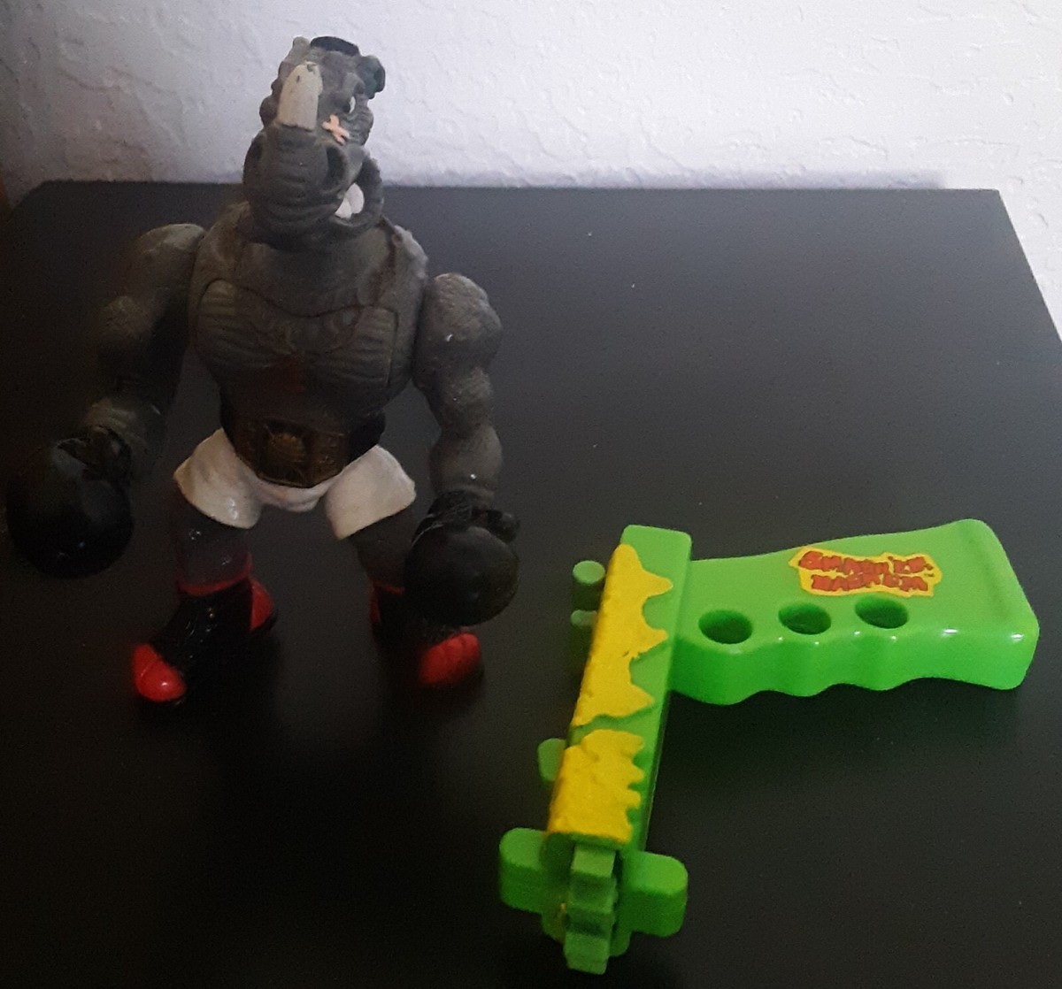 1992 TMNT Smash em' Bash em' Power Punchin' Rocksteady