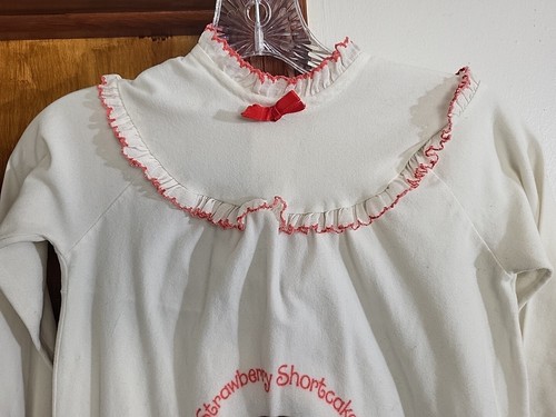 Vintage Strawberry Shortcake PJs Pajama Night Gown Size 12 Christmas - Picture 8 of 14