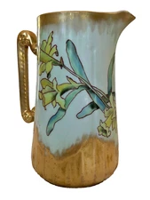 LIMOGES D & CO. BERNARDAUD DAFFODIL WATER PITCHER C.1894-1900 ART NOUVEAU