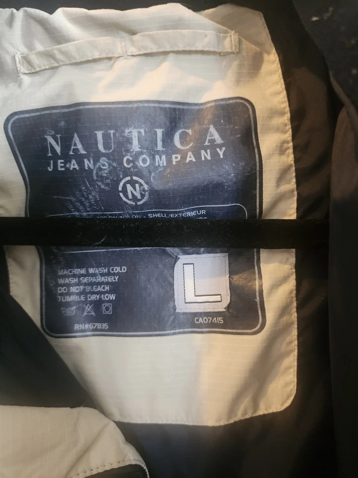 Chaqueta hinchada Nautica Jeans Company, blanco roto y azul marino, talla grande Foto 4 de 4
