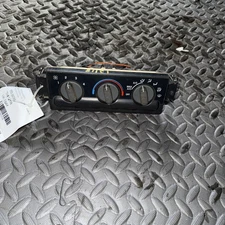 Temperature Control With AC Manual Control Fits 98 BLAZER S10/JIMMY S15 1331277