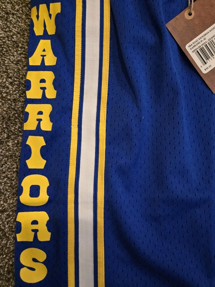 PANTALONES CORTOS SWINGMAN MITCHELL & NESS 81-82 GOLDEN STATE WARRIORS TALLA GRANDE🔥 Foto 4 de 4
