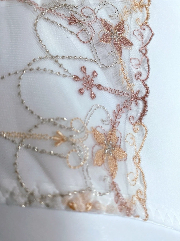 Braguita de nailon suave bordado floral brillante elegante marca japonesa US-L/JP-3L Foto 4 de 4