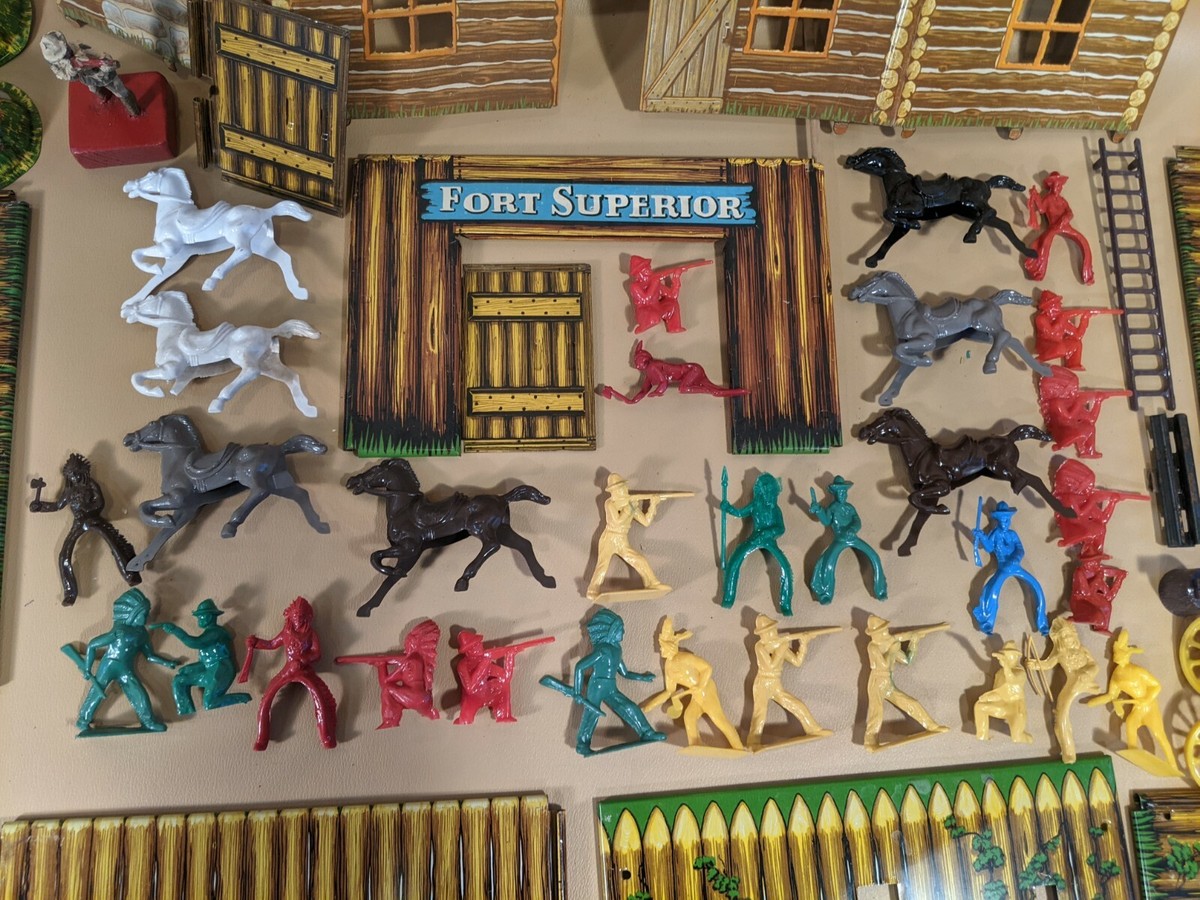 Vintage T Cohn Superior Fort And Trading Post Playset Toy Original