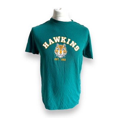 Stranger Things T-Shirt Grün Hawkins Größe Large L Netflix Tee Shirt Sleeve