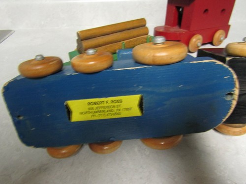 Vintage Handmade / Painted Wooden Toy Train Robert Ross Northumberland PA ~ 9" L - Picture 6 of 11